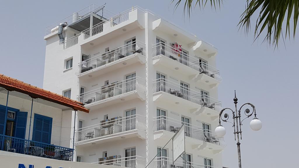 Zodiac Hotel Apartments Larnaca Luaran gambar