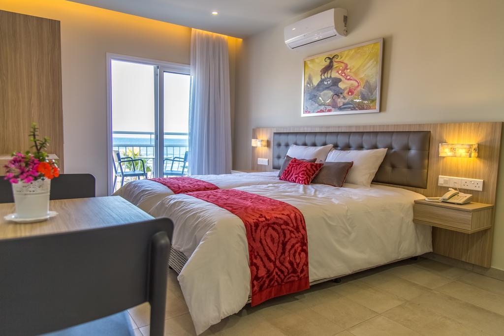 Zodiac Hotel Apartments Larnaca Luaran gambar