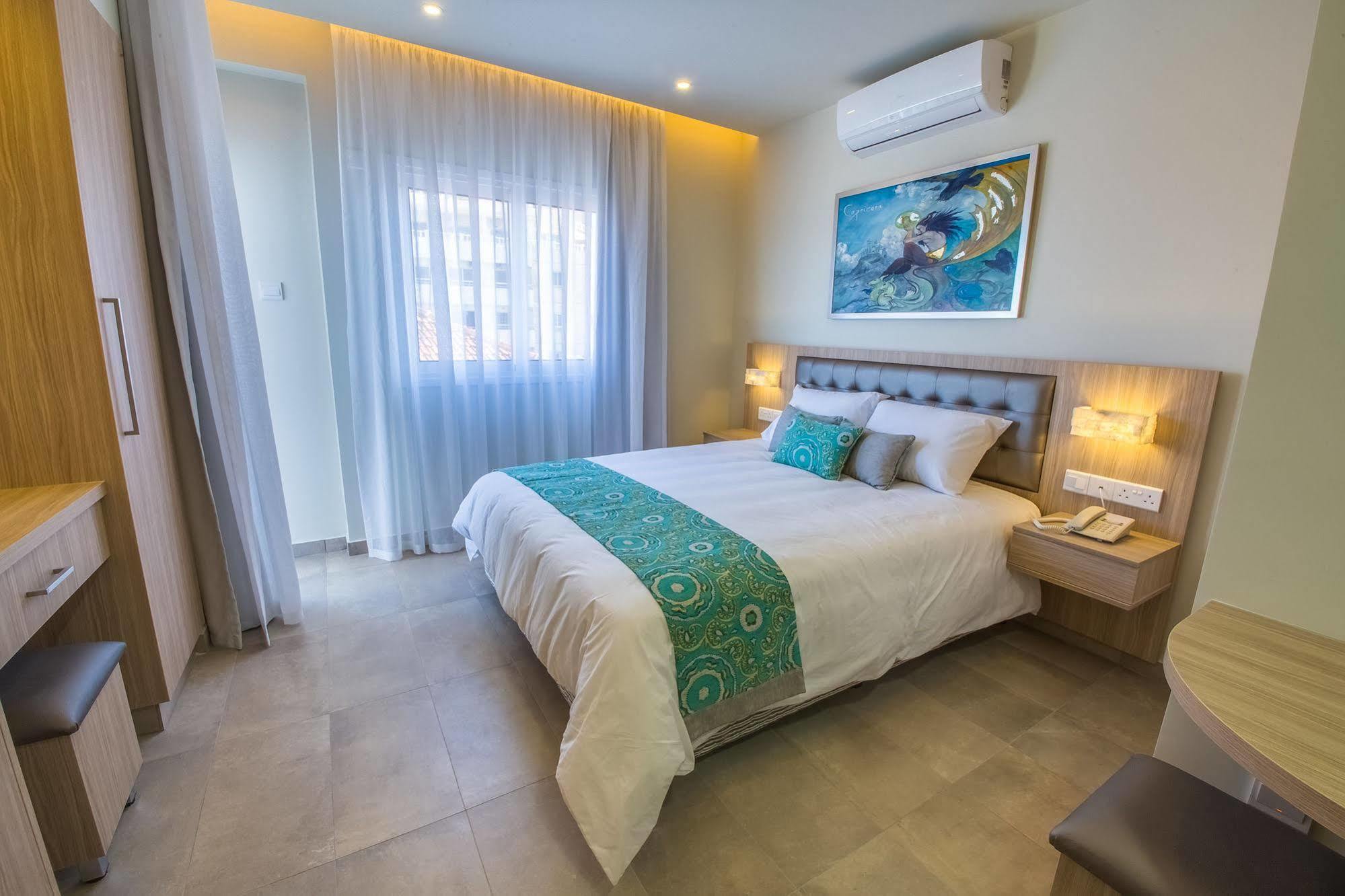 Zodiac Hotel Apartments Larnaca Luaran gambar